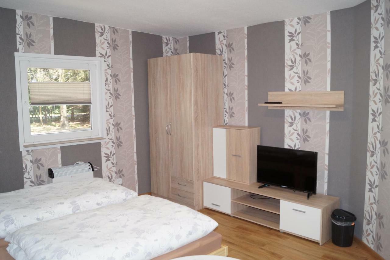 Ferienhaus Zum Jagdschlosschen Letschin Ngoại thất bức ảnh